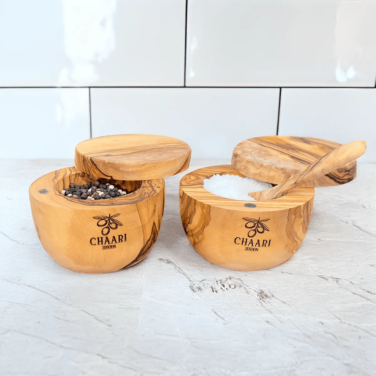 Olivenholz-Gewürzdose mit Magnetverschluss - 200 ml